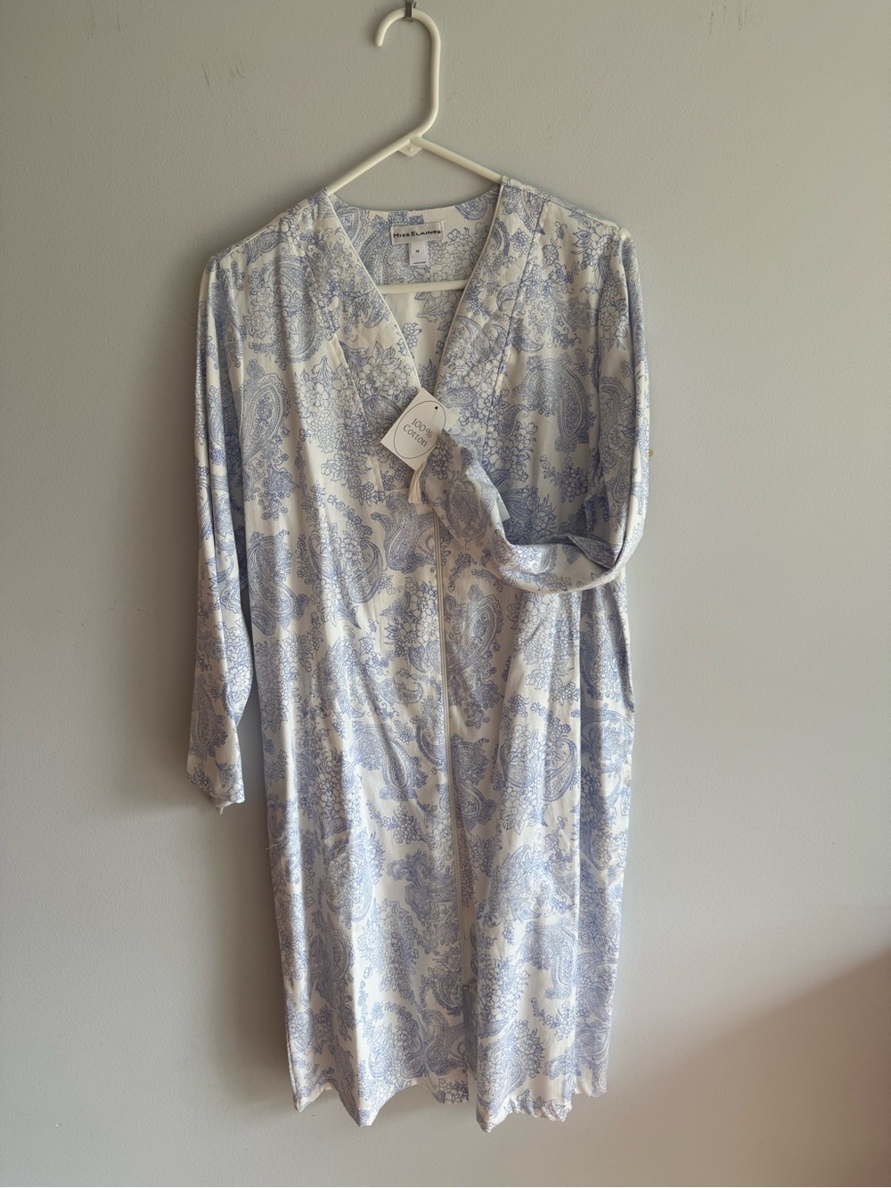 Miss Elaine Blue and White Paisley Robe/Caftan Multiple Sizes NWT - Picture 3 of 3